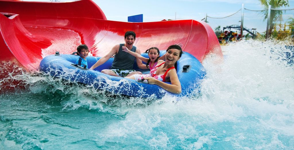 Lapita Dubai Parks & Resorts 4* + Dubai Parks + JW Marriott Marquis Dubai Hotel 5*