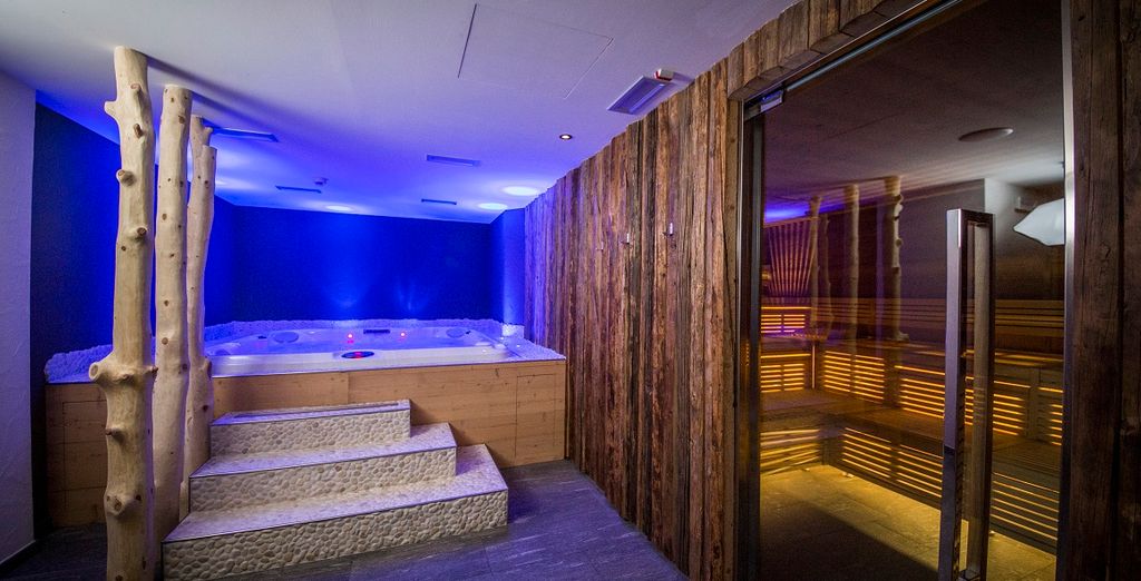 Monroc Hotel 4*