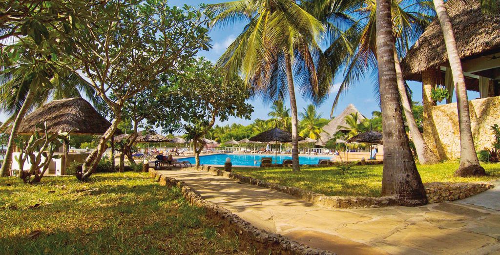 Temple Point Resort 4*