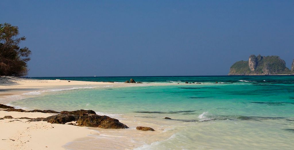 The Tide Beachfront Siray 5* & Zeavola Resort 5*