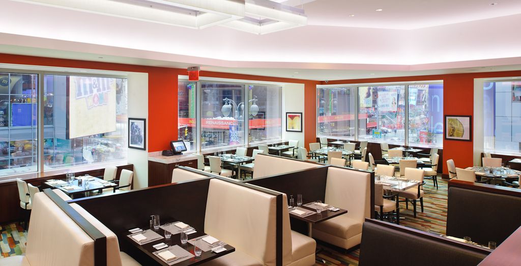 Hotel Crowne Plaza Times Square 4*