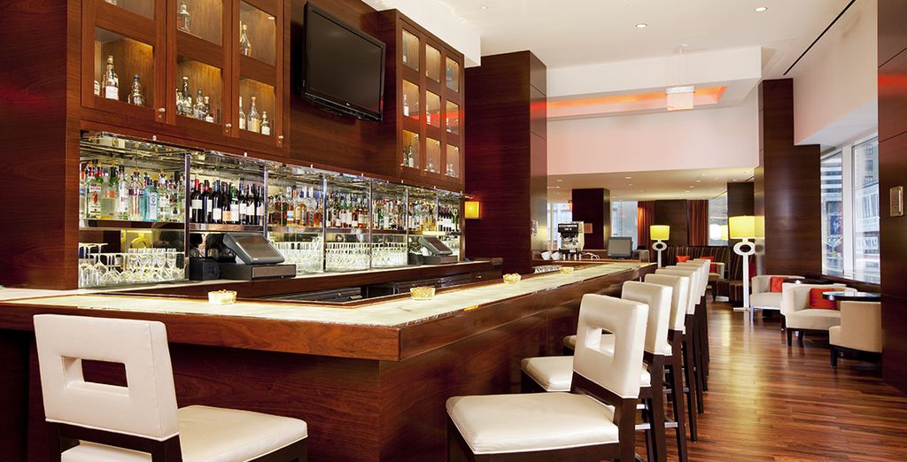 Hotel Crowne Plaza Times Square 4*