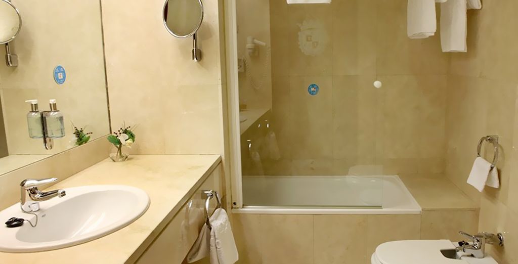 Sercotel Grand Hotel Conde Duque 4*