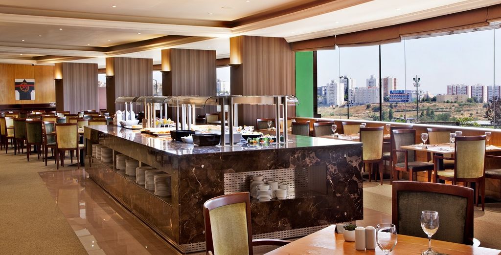 Olaias Park Hotel 4*