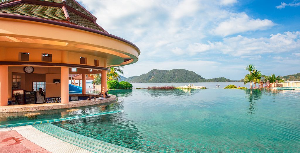 LiT Bangkok Hotel 5* + Ao Prao Resort 4* Ko Samet + Aiyapura Resort & spa Koh Chang