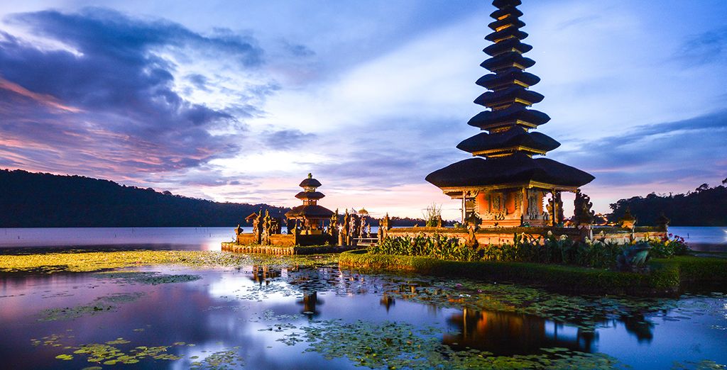 Payogan Villa Resort and Spa 5* & Leaf Jimbaran Bali Luxurious Villa & Spa Retreat 5*