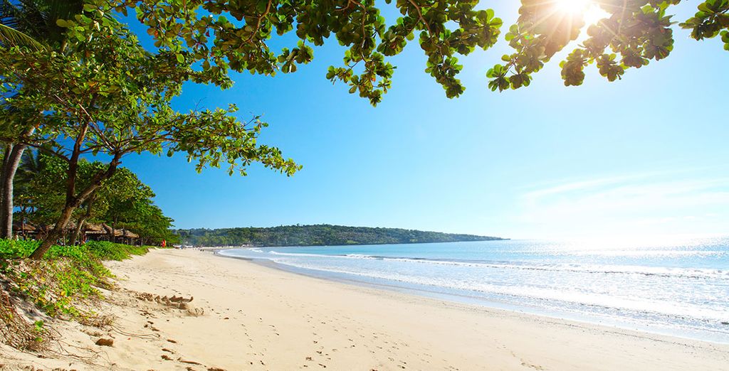 Payogan Villa Resort and Spa 5* & Leaf Jimbaran Bali Luxurious Villa & Spa Retreat 5*