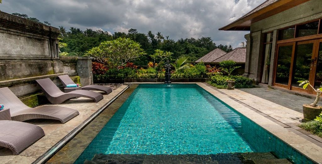 Payogan Villa Resort and Spa 5* & Leaf Jimbaran Bali Luxurious Villa & Spa Retreat 5*