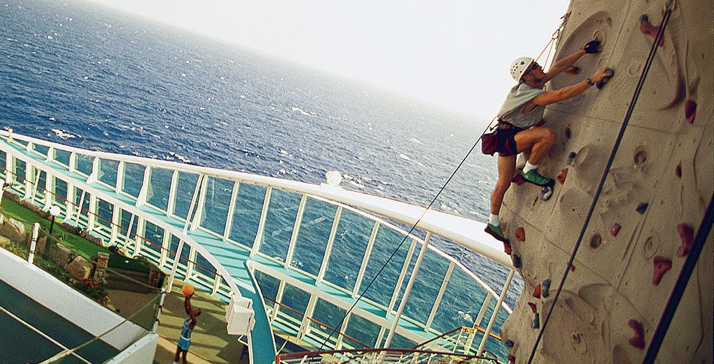 Soggiorno libero a Singapore e Minicrociera Sud-est Asiatico a bordo di Voyager of the Seas