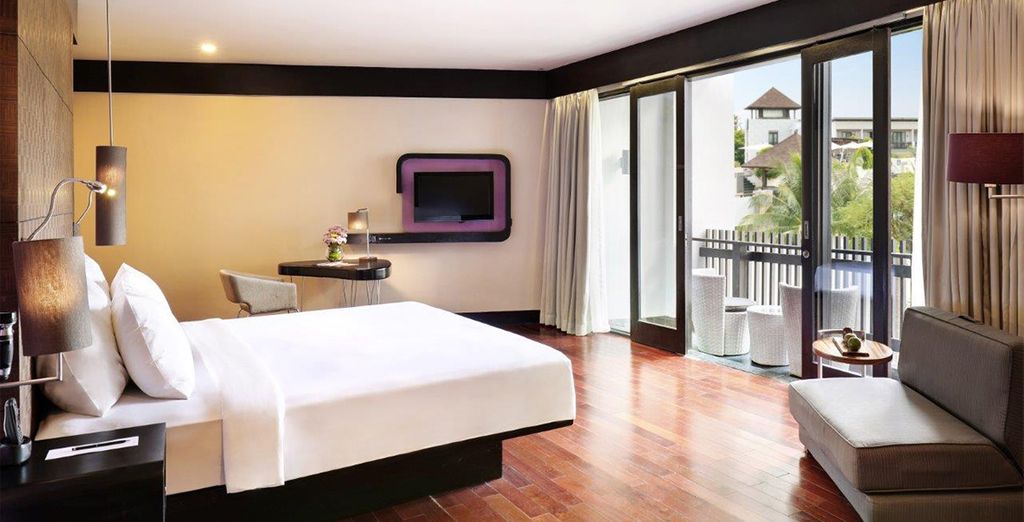 Pullman Legian 5* + Novotel Lombok 4* + Novotel Nusa Dua 5*