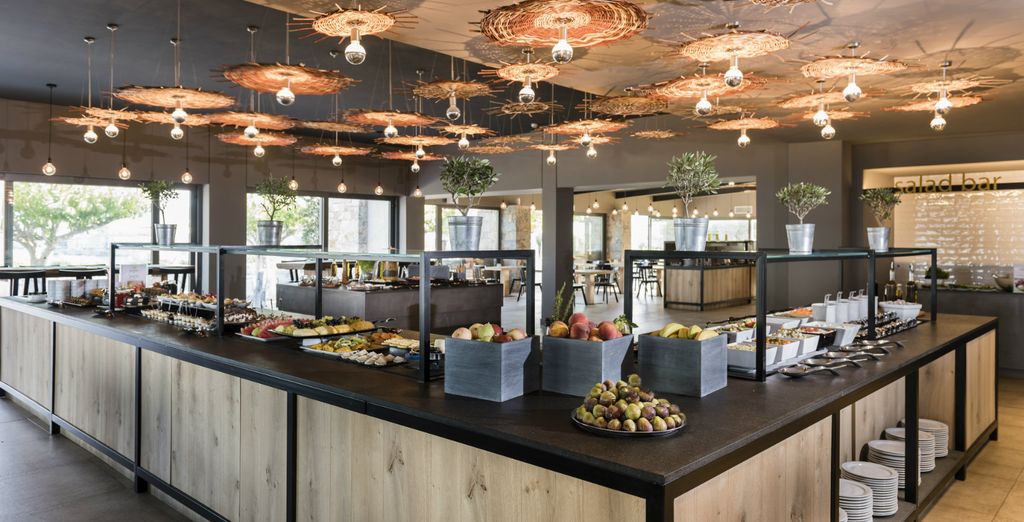 Minos Palace Hotel & Suites 5*