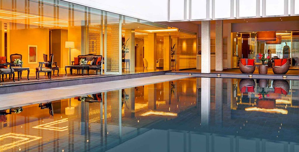 Mandarin Hotel By Centrepoint Bangkok 4* + The Leaf Oceanside Khao Lak 4*