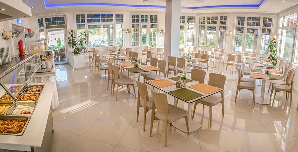 Halkidiki Palace 4*