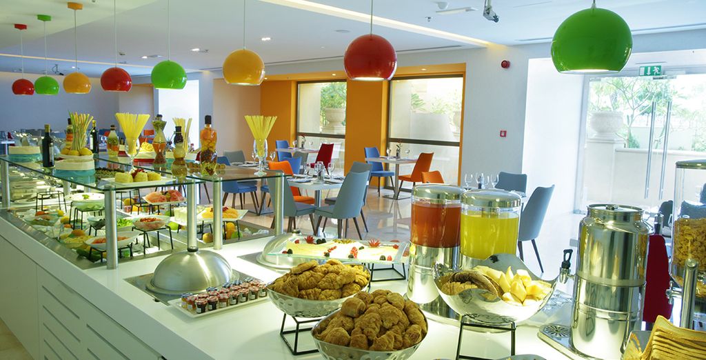 Hawthorn Suites by Wyndham JBR 4*
