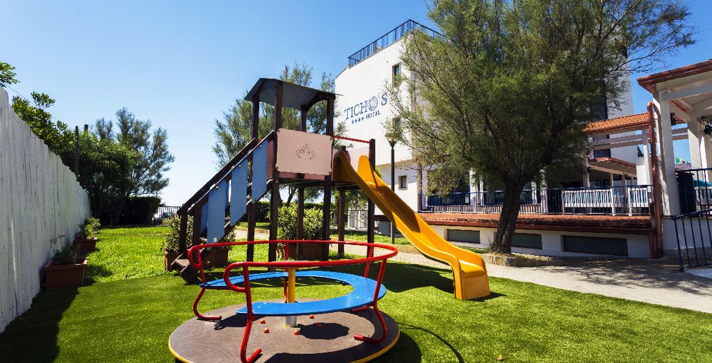 Ticho's Lido Hotel 4*