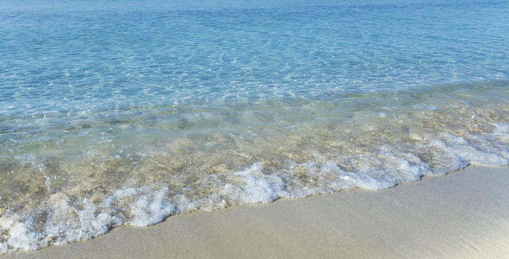 Ravezzo Beach Hotel 4*