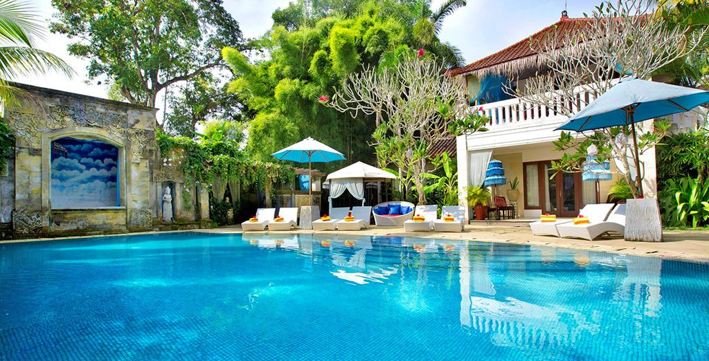 The Mansion Baliwood 5* + Mahagiri Resort Nusa Lembongan 4* + Le Méridien Bali Jimbaran 5* con possibile soggiorno a Singapore