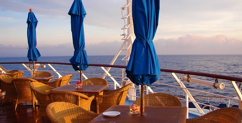 Tra Antille e Isole Vergini in Veliero Windstar 
