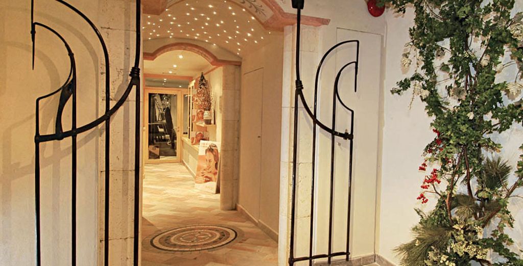 AlpHotel Taller 4*