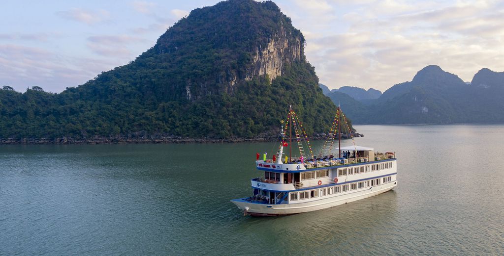 Tour del Vietnam di 12 notti con soggiorno mare sull'isola di Phu Quoc