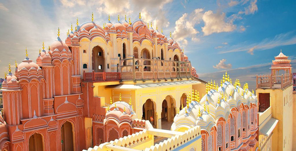 Soggiorno a Doha + tour Il Triangolo d'Oro con mini safari al parco Ranthambore