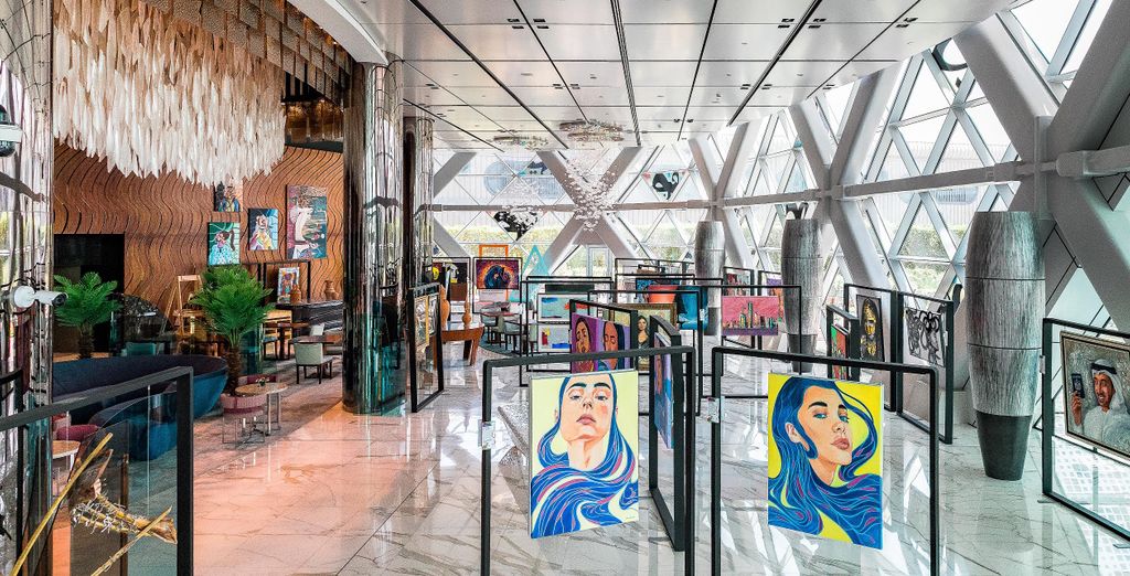 Hyatt Place Dubai/Wasl District 4* + Andaz Capital Gate 5*