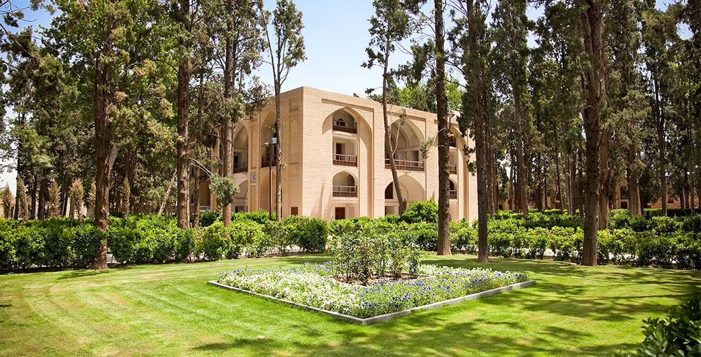 Tour dell'Iran Classico con guida parlante italiano