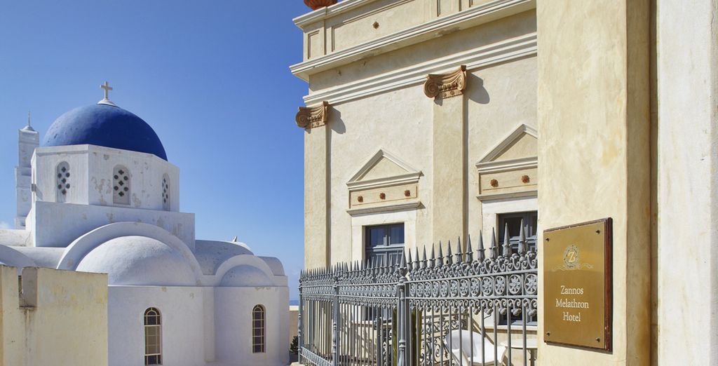 Zannos Melathron Hotel Santorini 5*