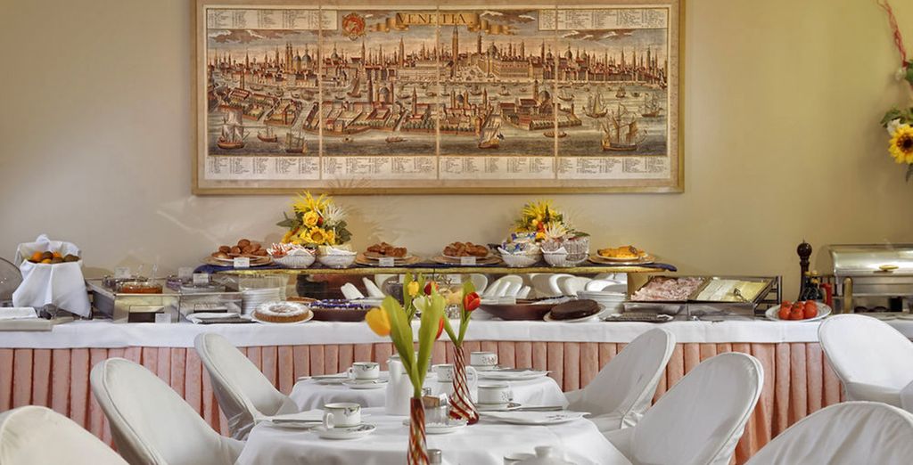 Hotel Amadeus 4*