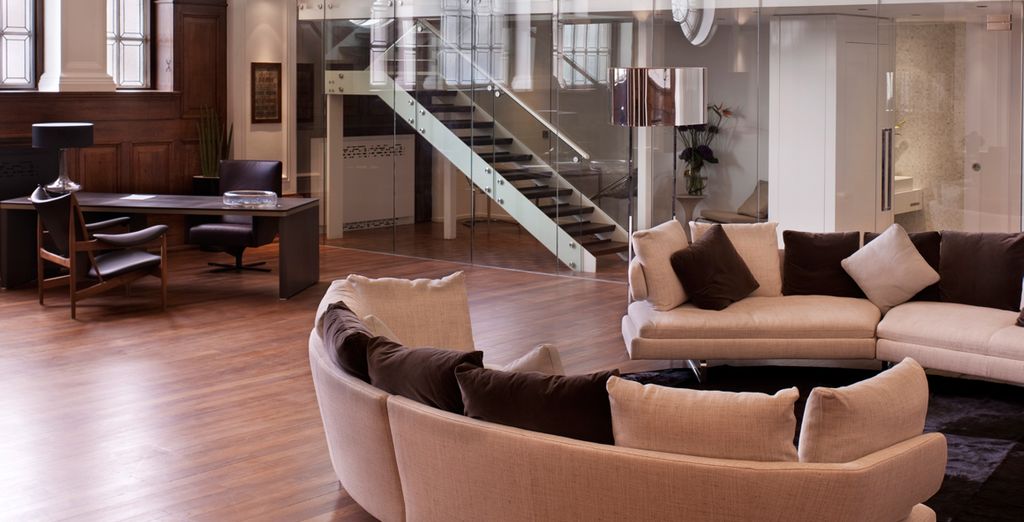 Town Hall Hotel & Apartments 4*