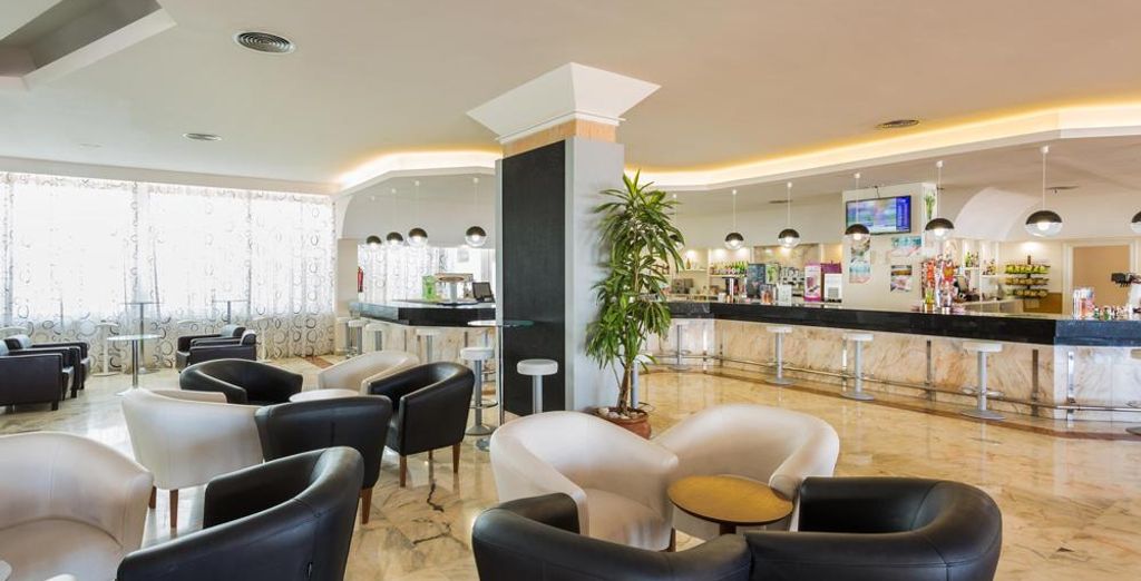 Sirenis Seaview Country Club 4*