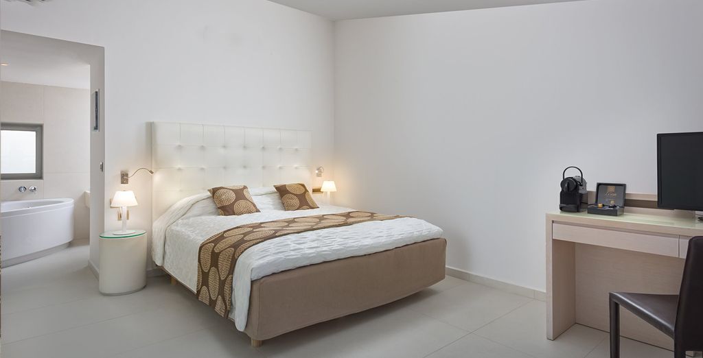 The Ixian All Suites 5* – Adults Only