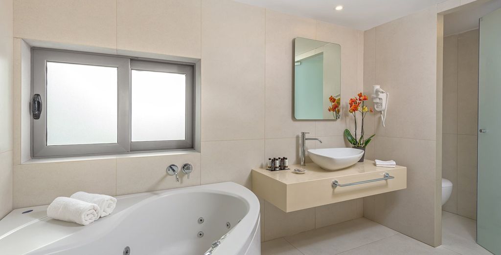The Ixian All Suites 5* – Adults Only