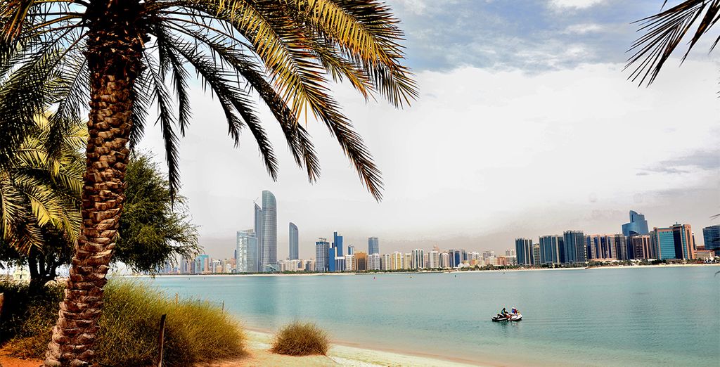 Grand Millennium Business Bay 5* + Radisson Blu Yas Island 4*