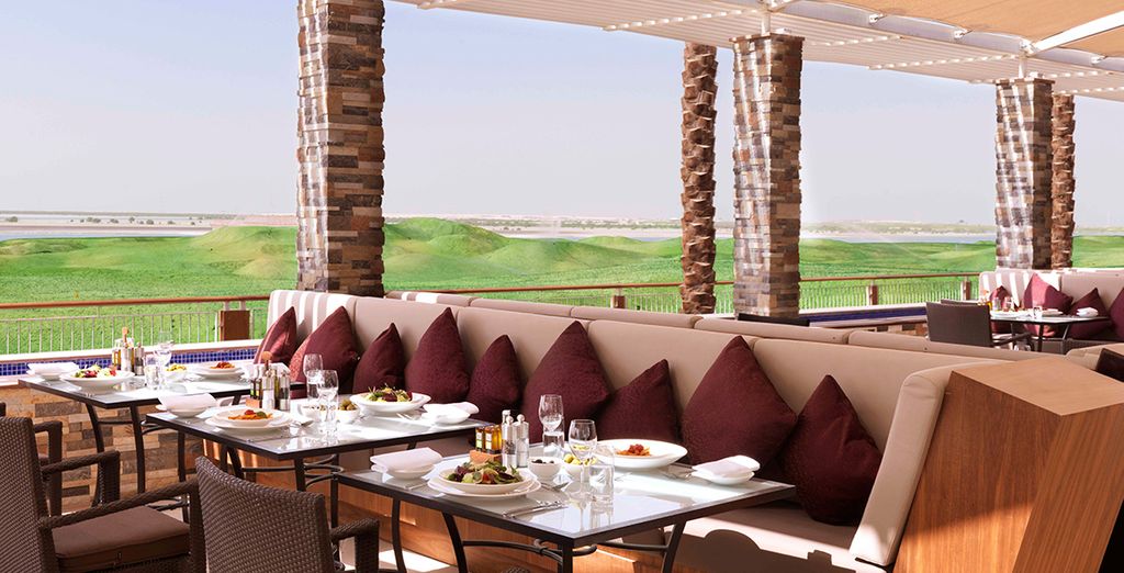 Grand Millennium Business Bay 5* + Radisson Blu Yas Island 4*