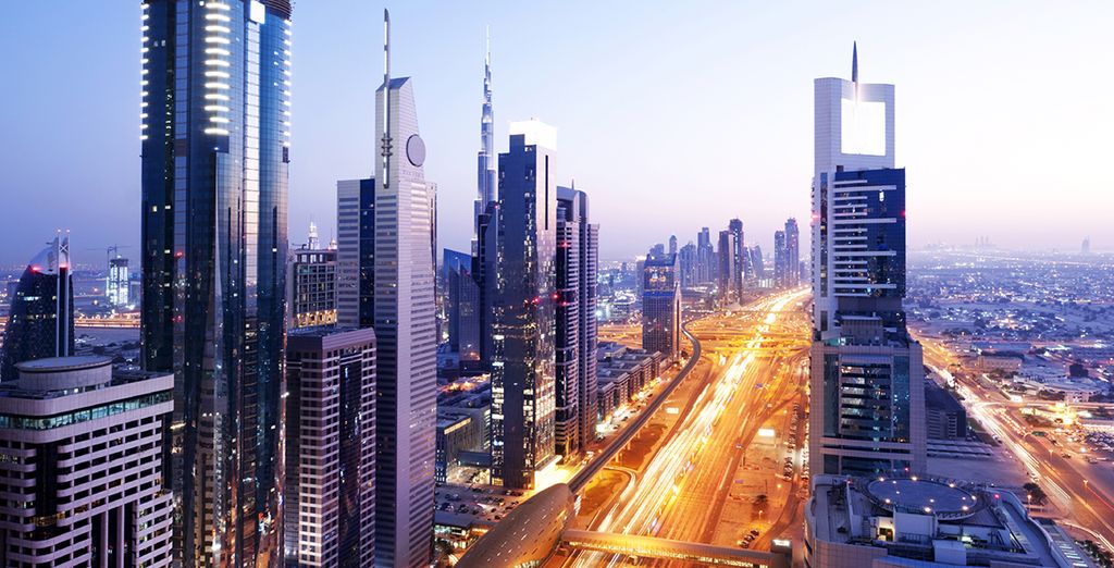 Grand Millennium Business Bay 5* + Radisson Blu Yas Island 4*