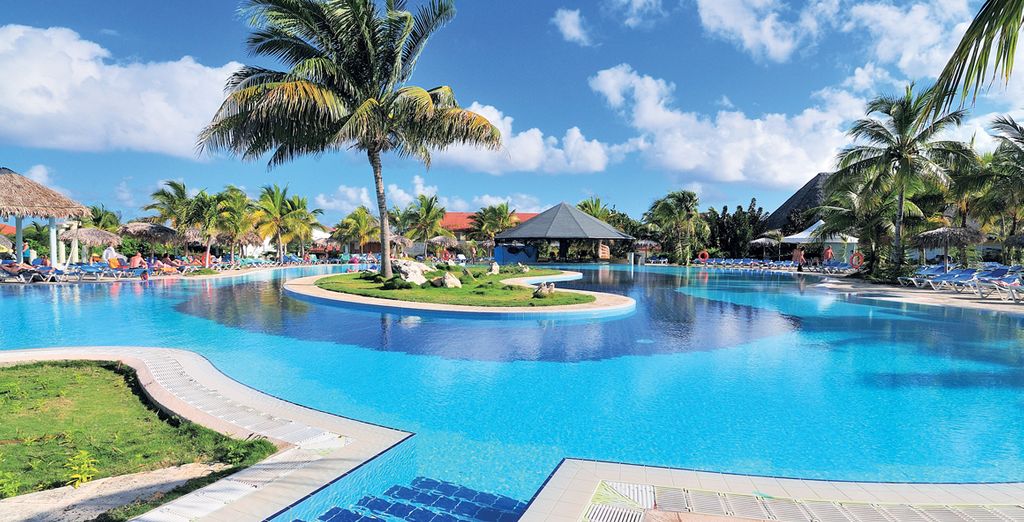 Hotel Playa Pesquero 5*