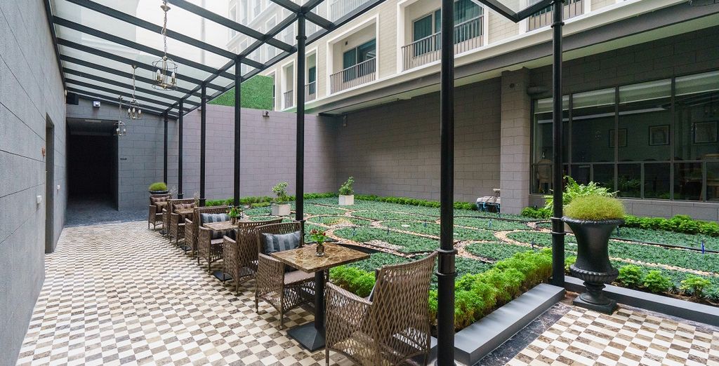 Well Hotel Bangkok Sukhumvit 20 5* + The Passage Samui Villas & Resort 5*