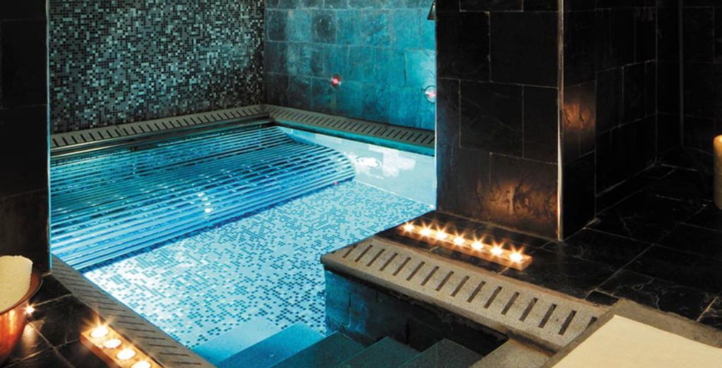 Shangri-La Hotel, Qaryat Al Beri 5*