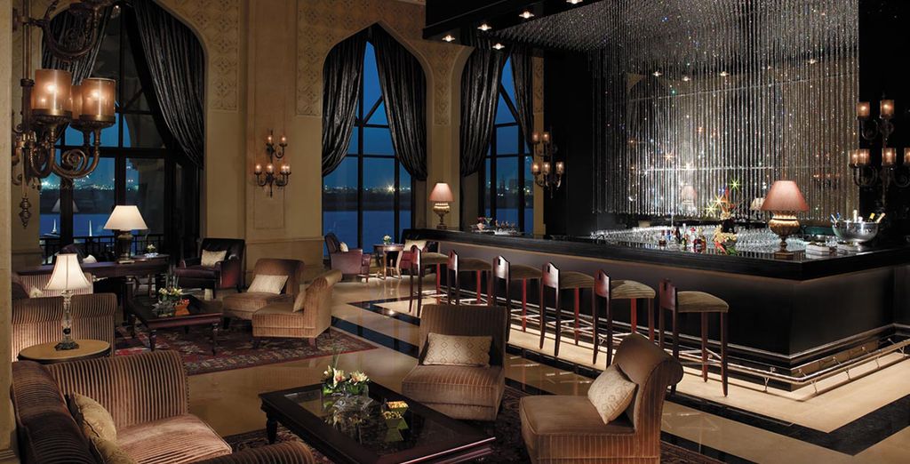 Shangri-La Hotel, Qaryat Al Beri 5*