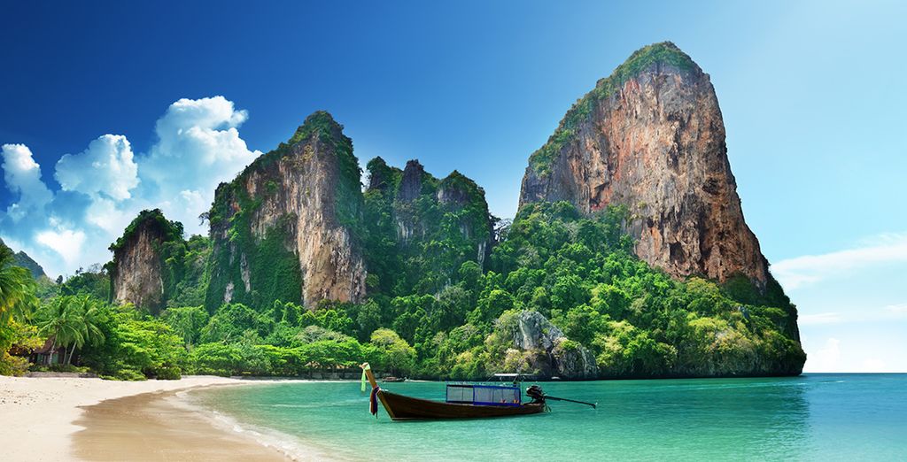 The Yama Hotel Phuket 4* + Deevana Plaza Krabi Aonang 4* + Khaolak Oriental Resort 4*