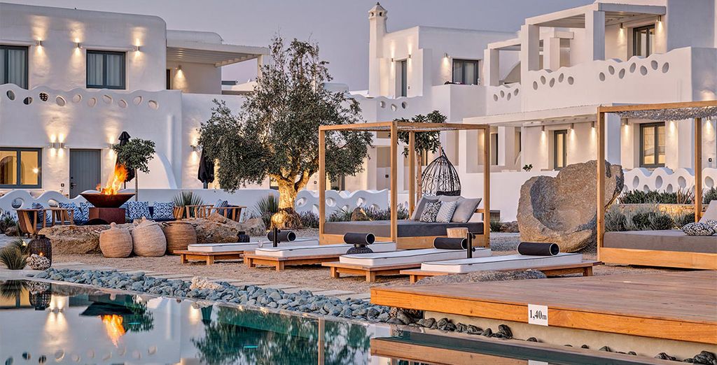 Portes Mykonos Suites & Villas 4*