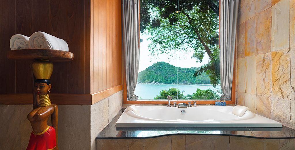 Samui Buri Beach Resort 4* + Panviman Resort 5*