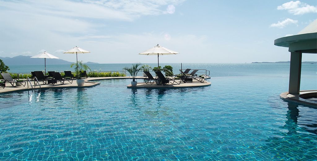 Samui Buri Beach Resort 4* + Panviman Resort 5*