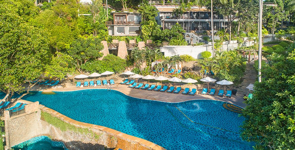Samui Buri Beach Resort 4* + Panviman Resort 5*
