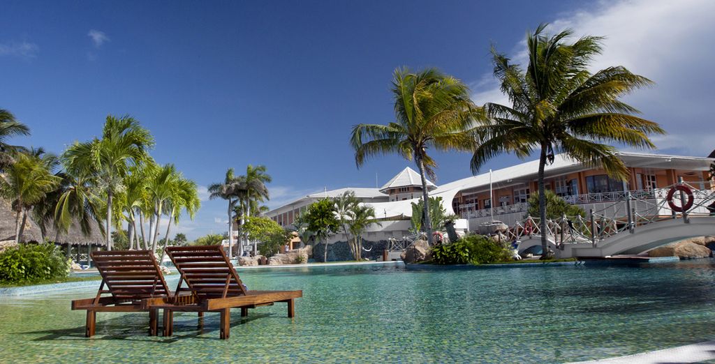 Hotel Nacional Havana 4*S + Royalton Hicacos Varadero 4* - Adults Only