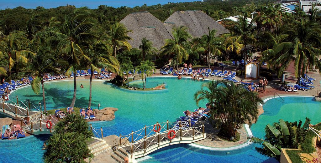 Hotel Nacional Havana 4*S + Royalton Hicacos Varadero 4* - Adults Only
