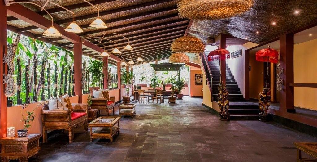 Kupu Kupu Jimbaran Hotel 5* + Kupu Kupu Barong Hotel 5* con tappe a scelta