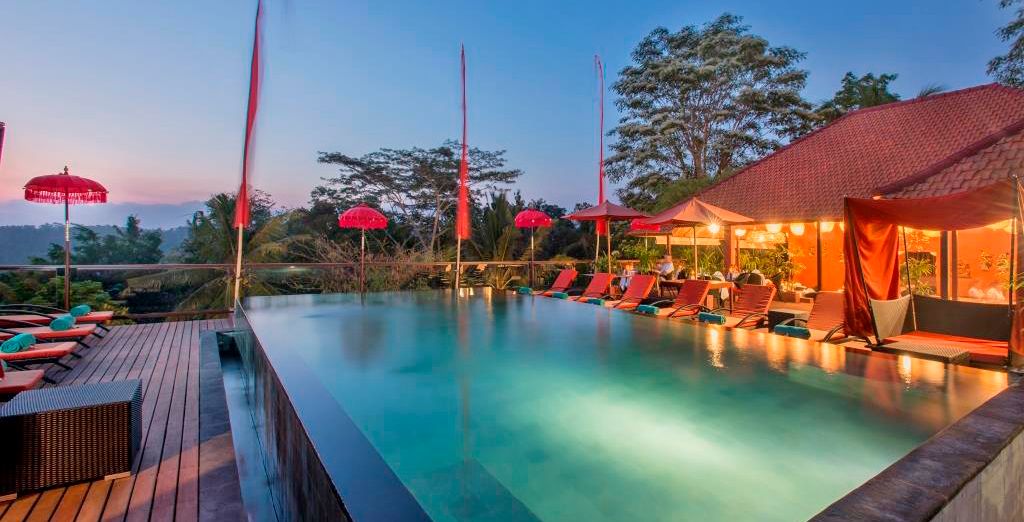 Kupu Kupu Jimbaran Hotel 5* + Kupu Kupu Barong Hotel 5* con tappe a scelta