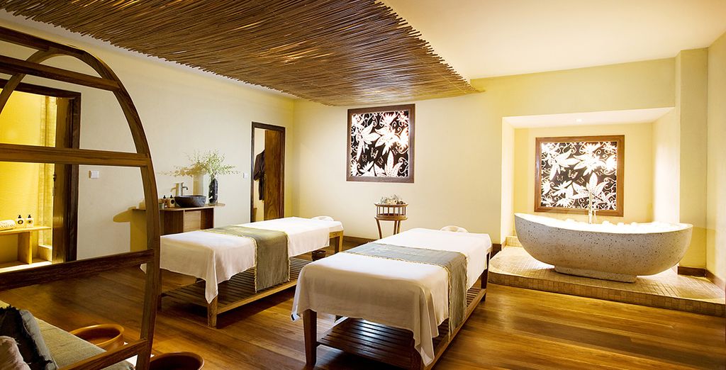 Kupu Kupu Jimbaran Hotel 5* + Kupu Kupu Barong Hotel 5* con tappe a scelta